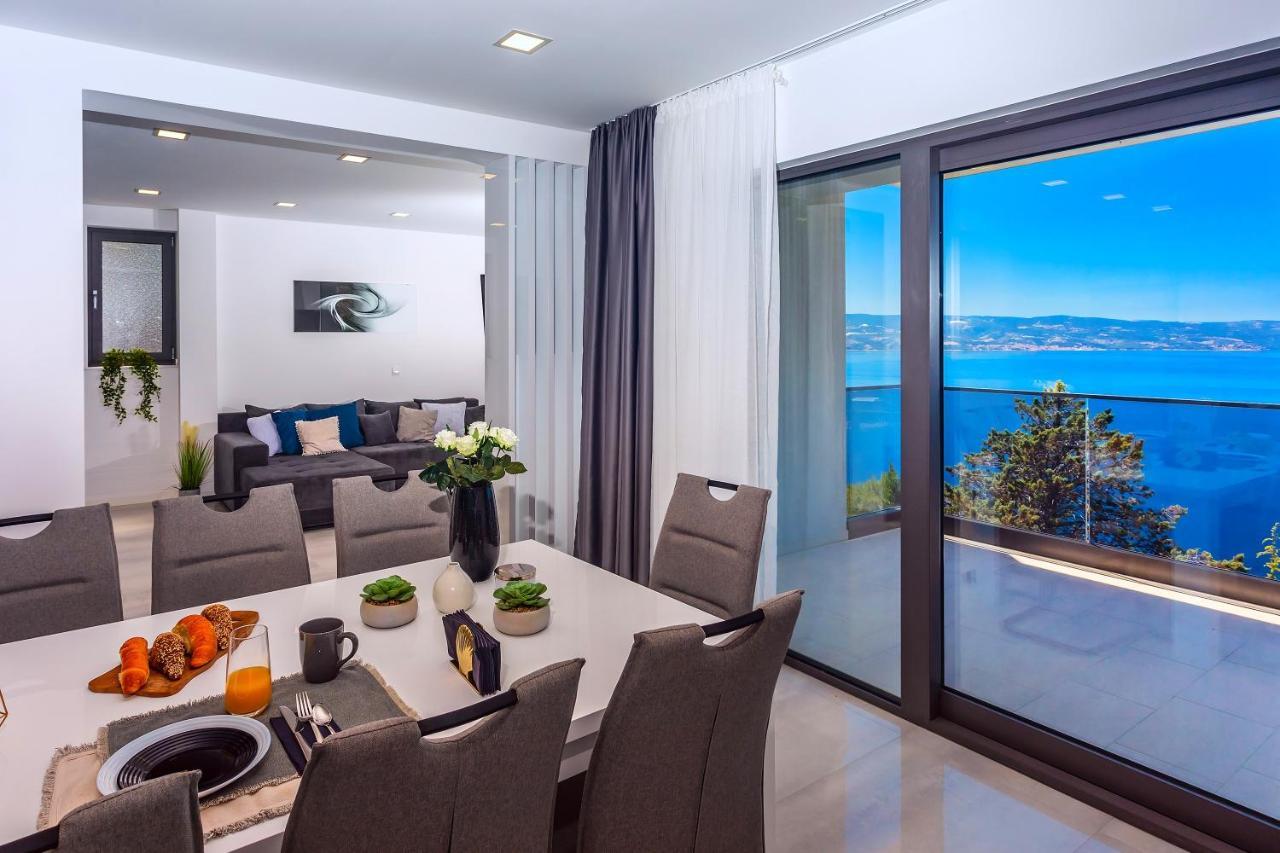 Villa Belvedere With Heated Pool, Billiards, Media Room, Sea Views,10 Pax Омиш Экстерьер фото