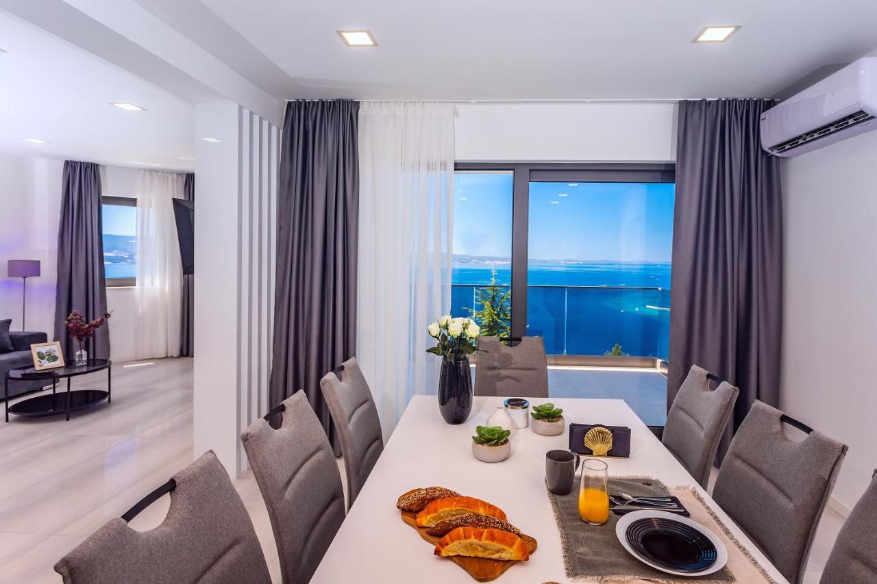 Villa Belvedere With Heated Pool, Billiards, Media Room, Sea Views,10 Pax Омиш Экстерьер фото